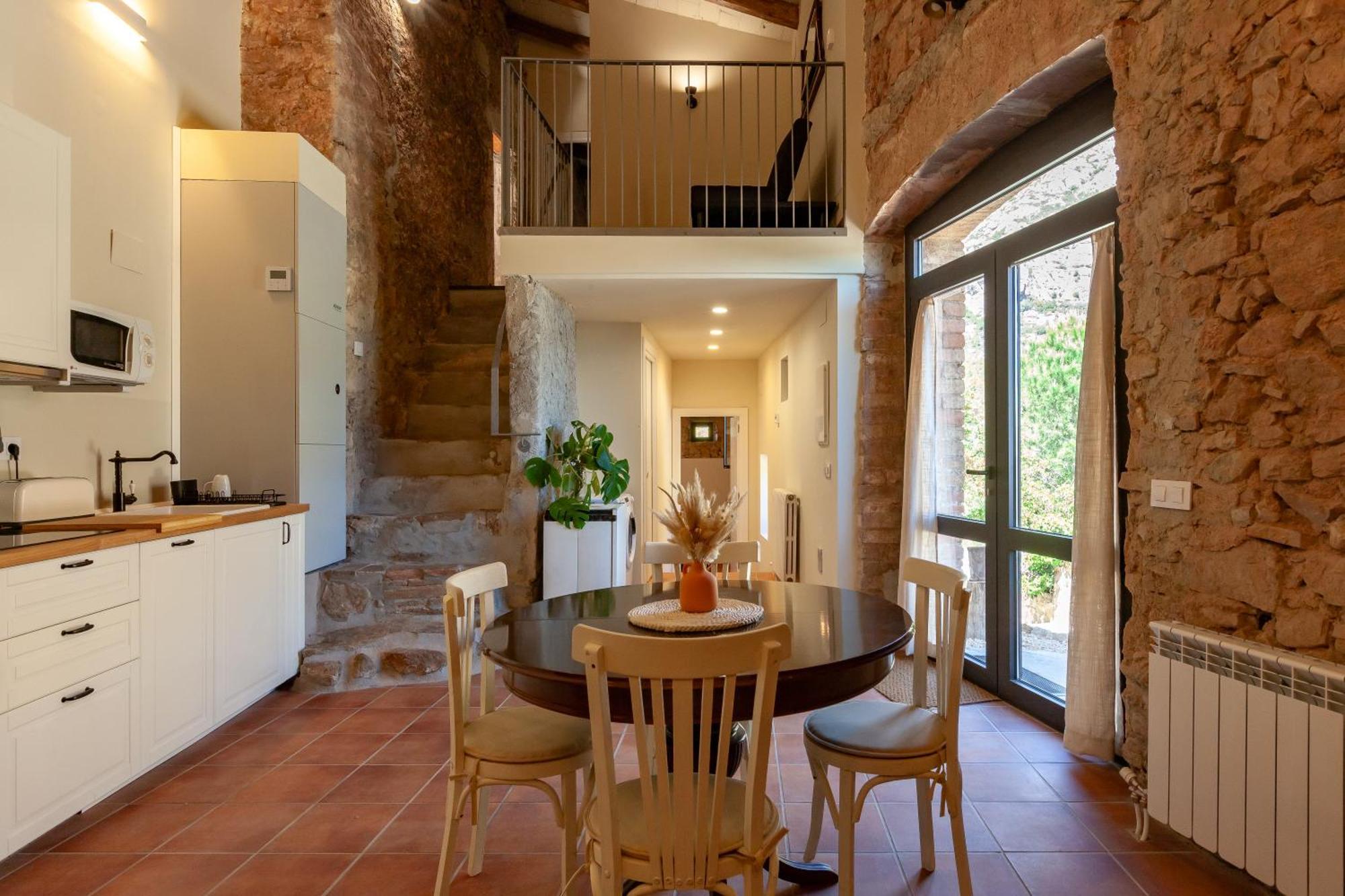 Cal Simon- Casa A Montserrat Collbato ภายนอก รูปภาพ