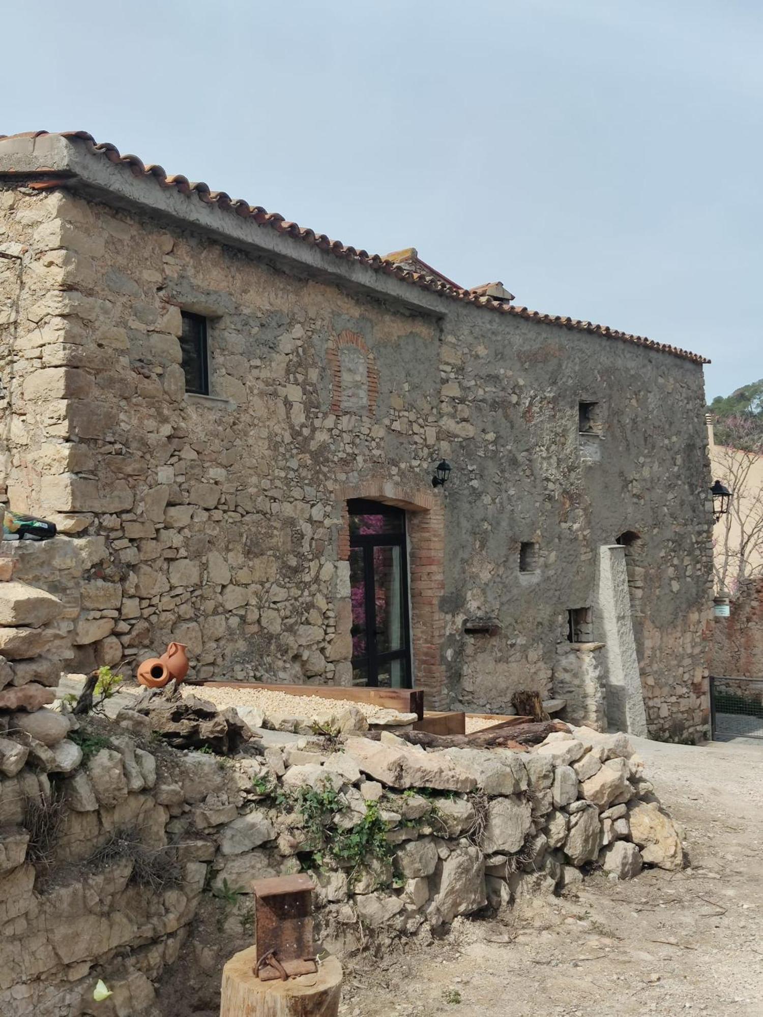 Cal Simon- Casa A Montserrat Collbato ภายนอก รูปภาพ